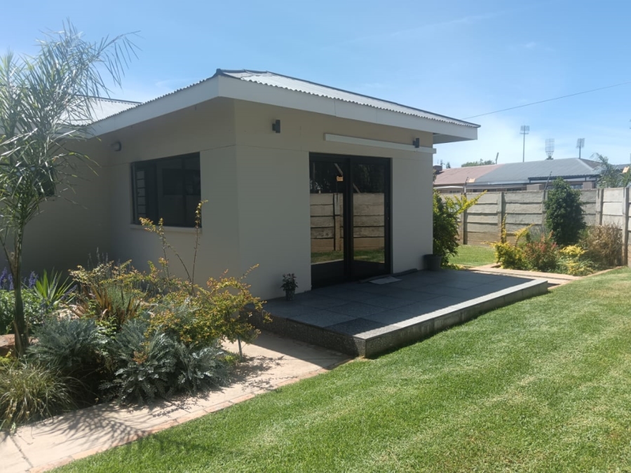 2 Bedroom Property for Sale in New Park Northern Cape